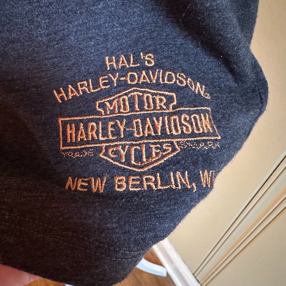 Harley Davidson Limited Edition T Shirt Rhinestones Dealer Logo New Berlin WI - Picture 5 of 7